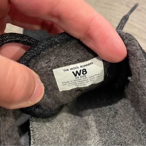 ALLBIRDS The Wool Runners Dark Charcoal Gray Wool Sneakers - Picture 8 of 9